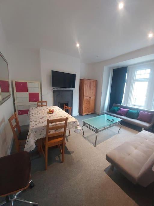 London Zone 2, Easy Travel Apartment Exterior photo