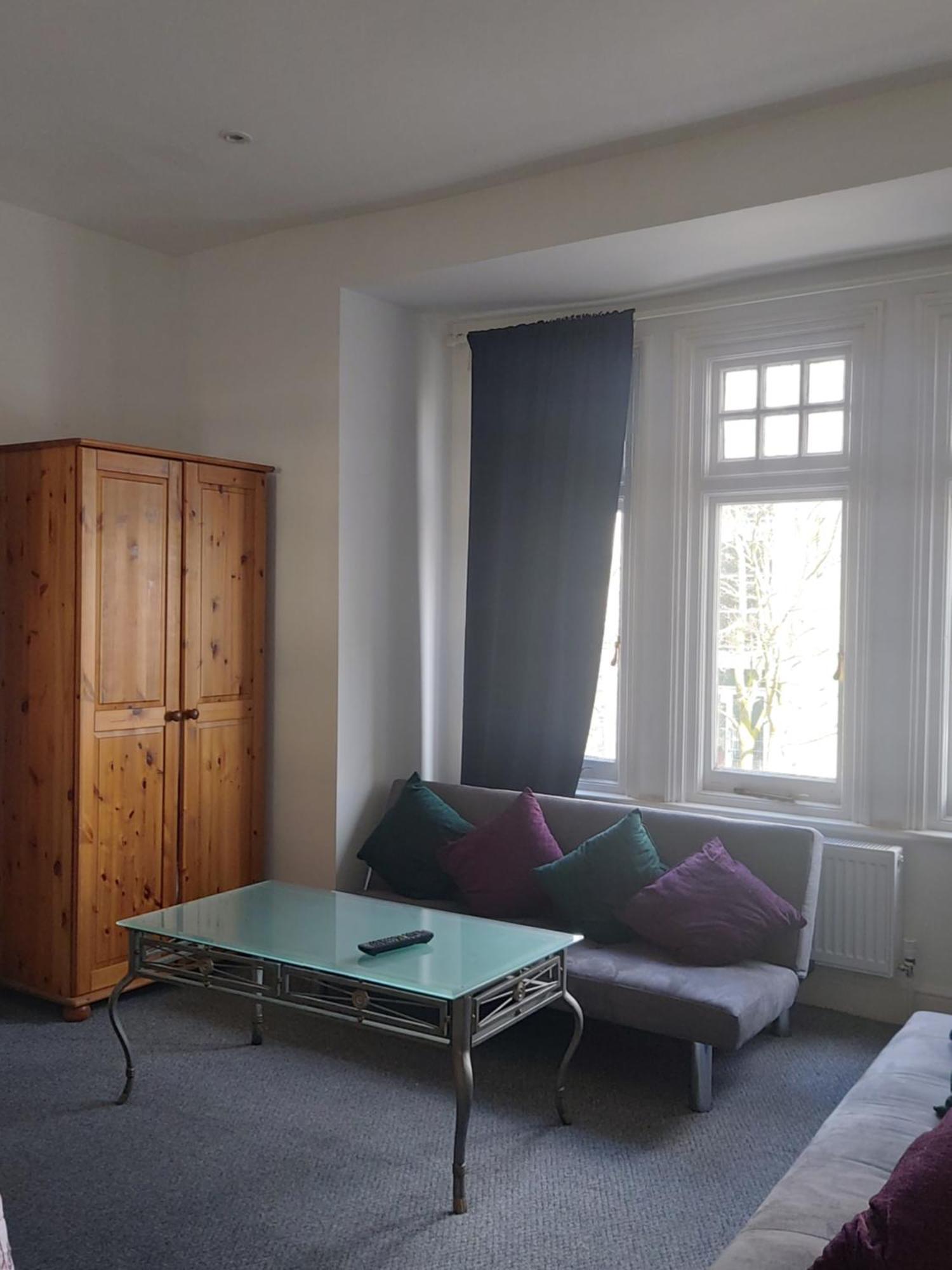 London Zone 2, Easy Travel Apartment Room photo